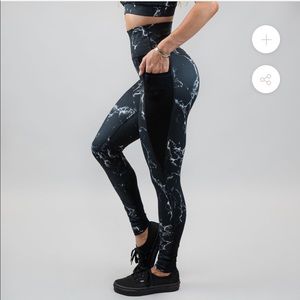 Onyx legging-Black marble